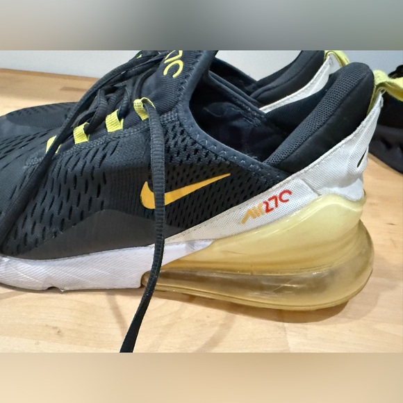 Nike Air Max 270 Shoe "Go The Extra Smile" Black Pollen DO5849-001 - Picture 7 of 10